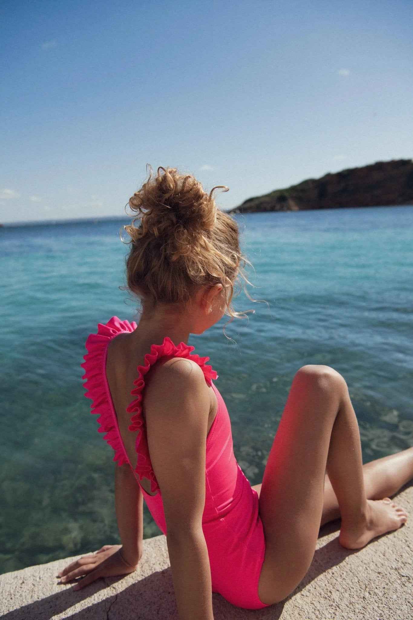 Maillot de bain une pièce fille à volants, UPF50+, rose flashy | BORA BORA 1P